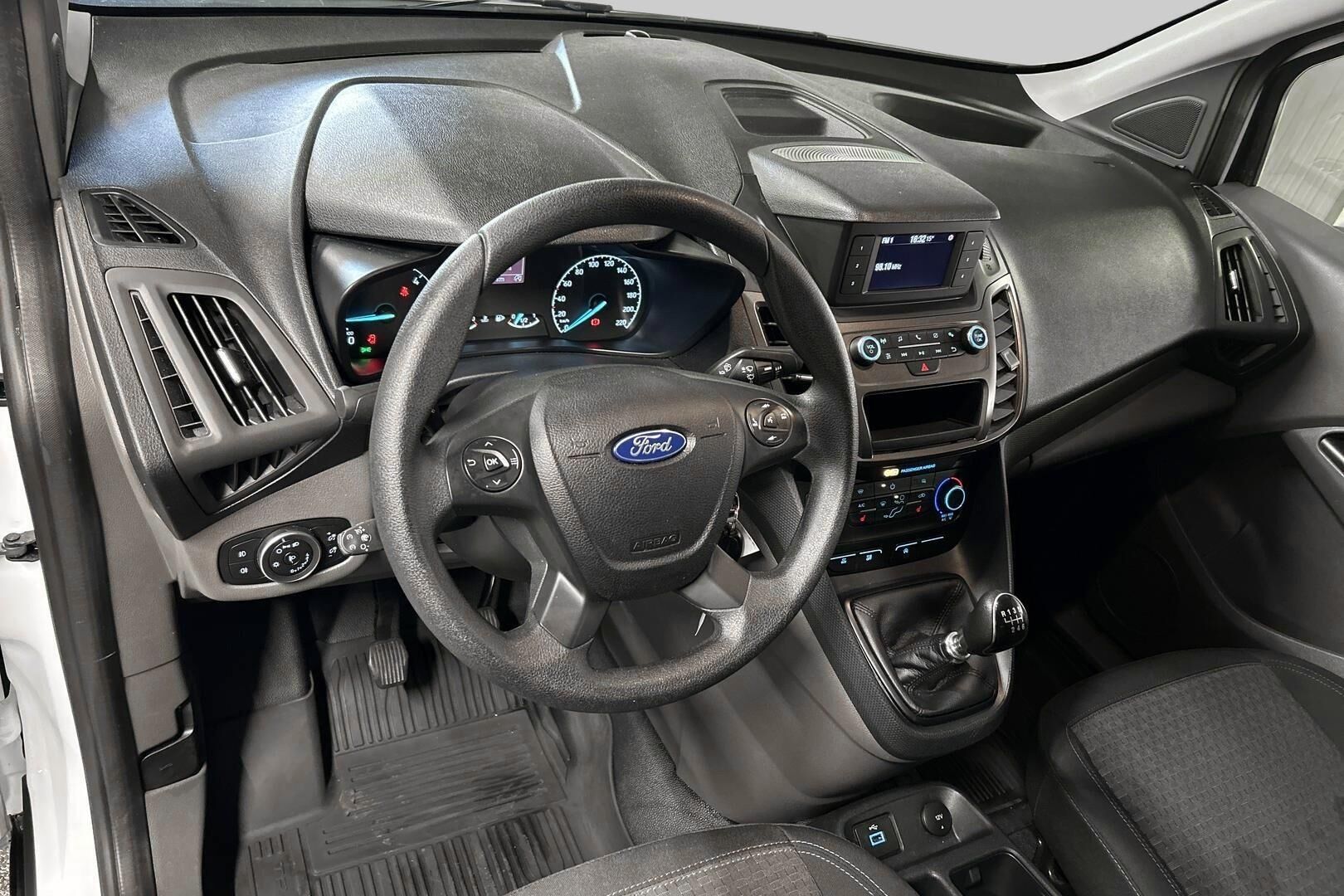 Ford Transit Connect iso kuva 10