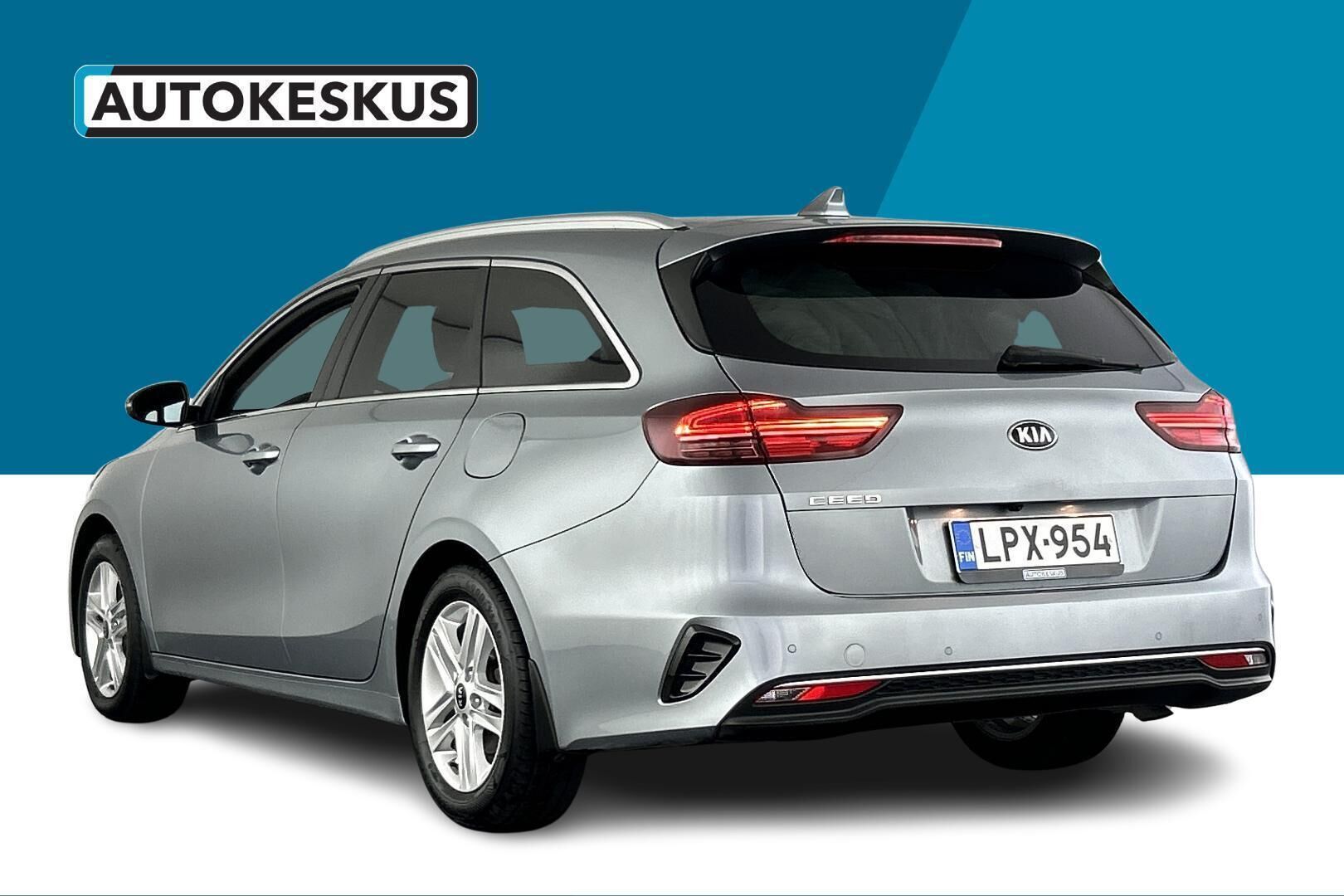 Kia Ceed iso kuva 6