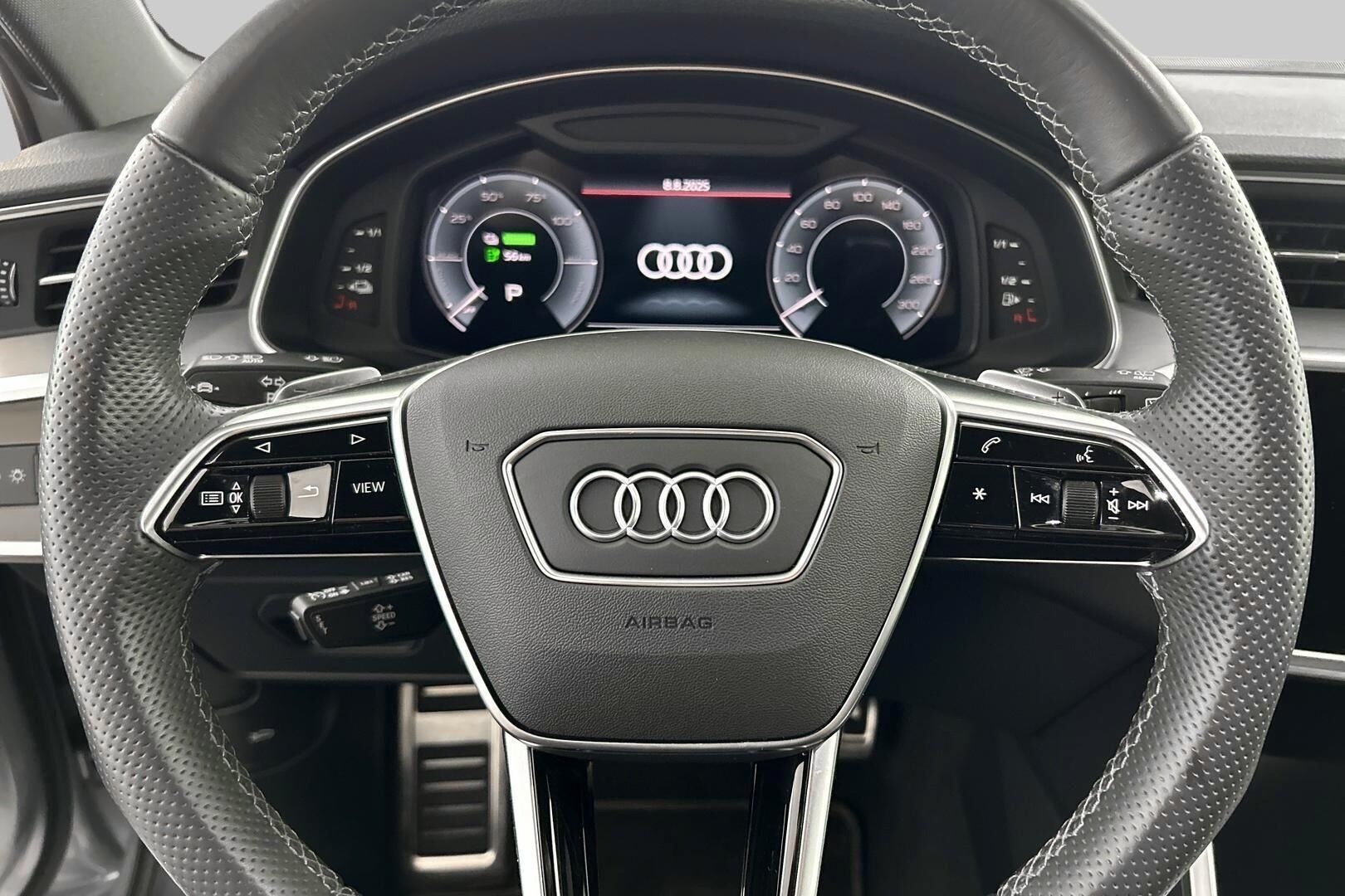 Audi A6 iso kuva 19