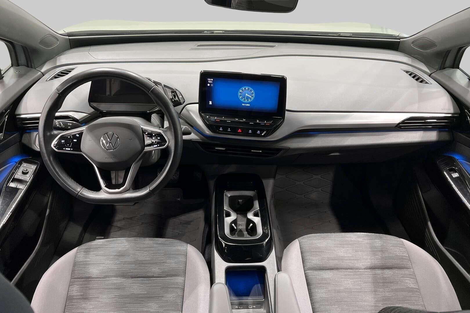 Volkswagen ID.4 iso kuva 10