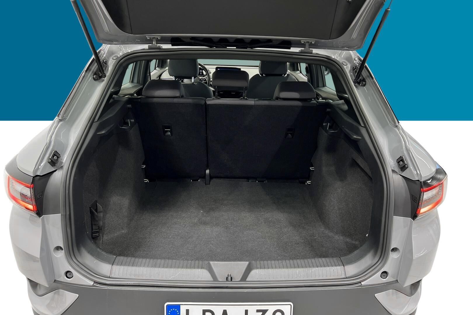 Volkswagen ID.4 iso kuva 11