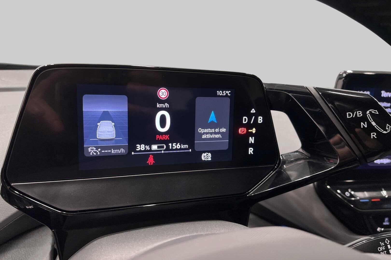 Volkswagen ID.4 iso kuva 13