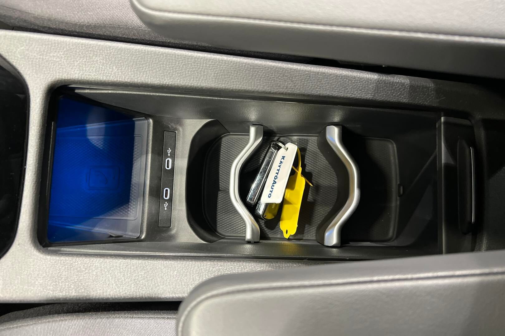 Volkswagen ID.4 iso kuva 26