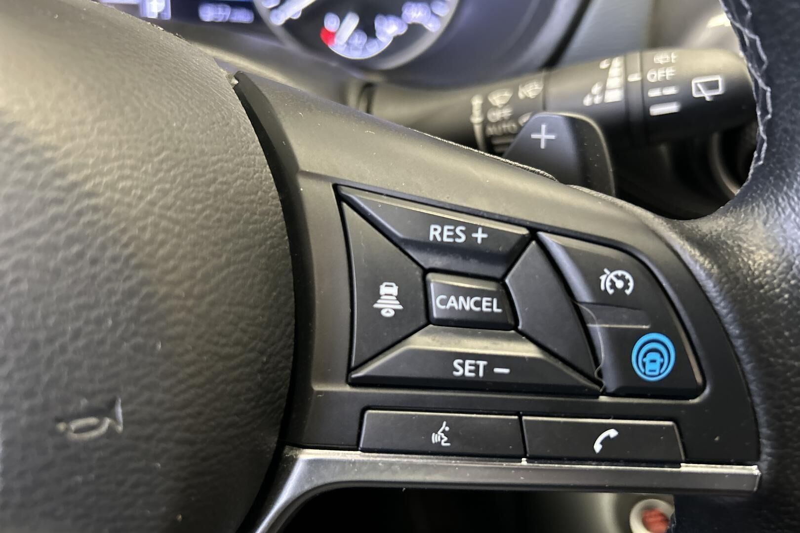 Nissan Juke iso kuva 23