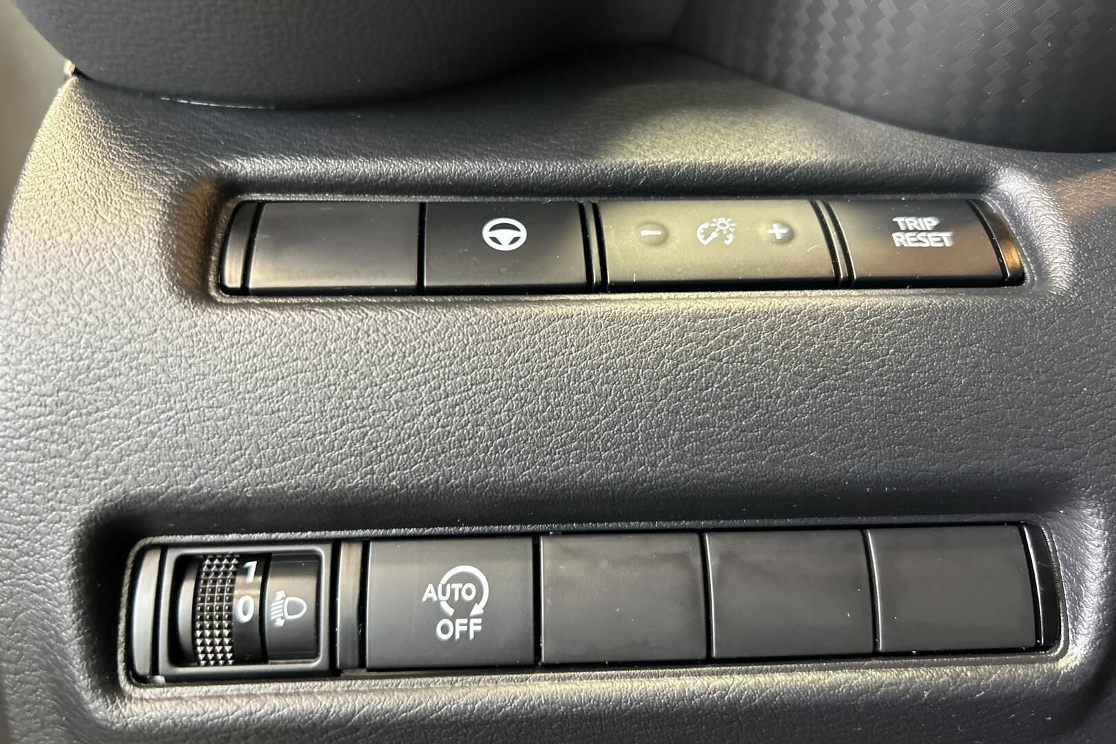 Nissan Juke iso kuva 26