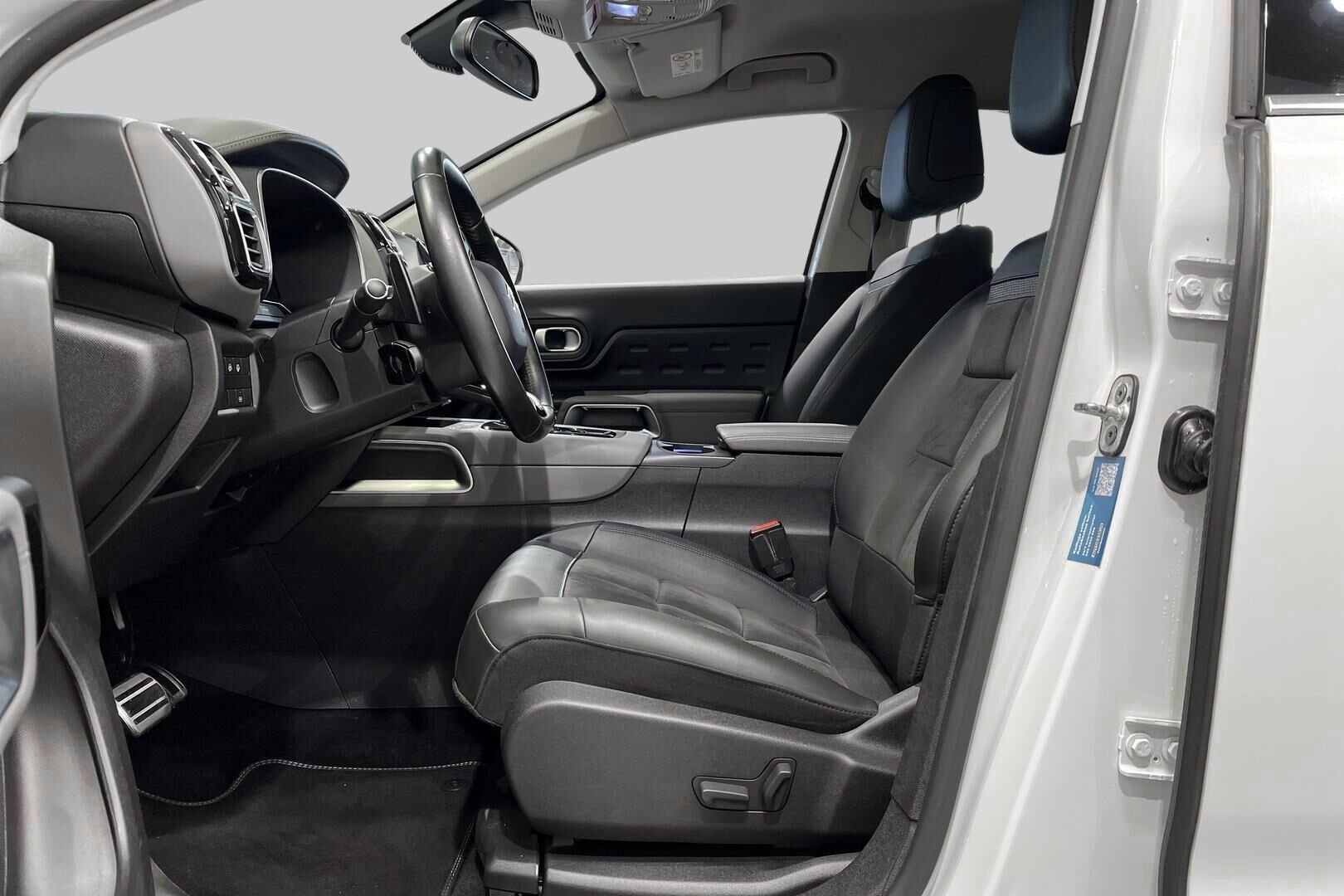 Citroen C5 Aircross iso kuva 9