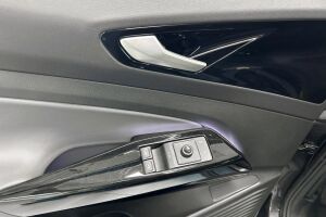 Volkswagen ID.4 esikatselu 19