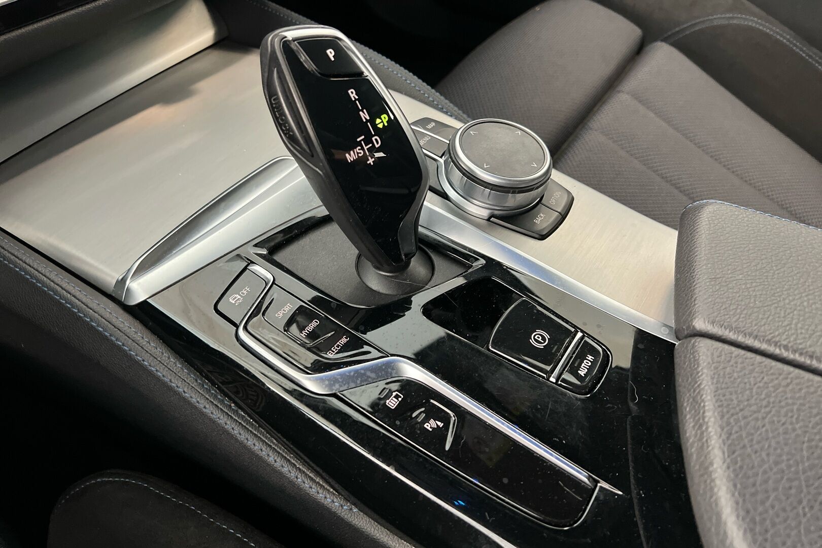 BMW 5-sarja iso kuva 22