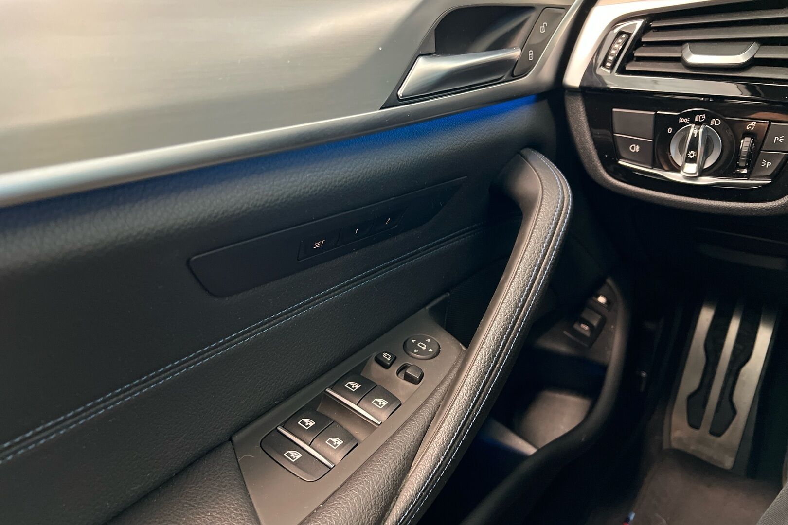 BMW 5-sarja iso kuva 17
