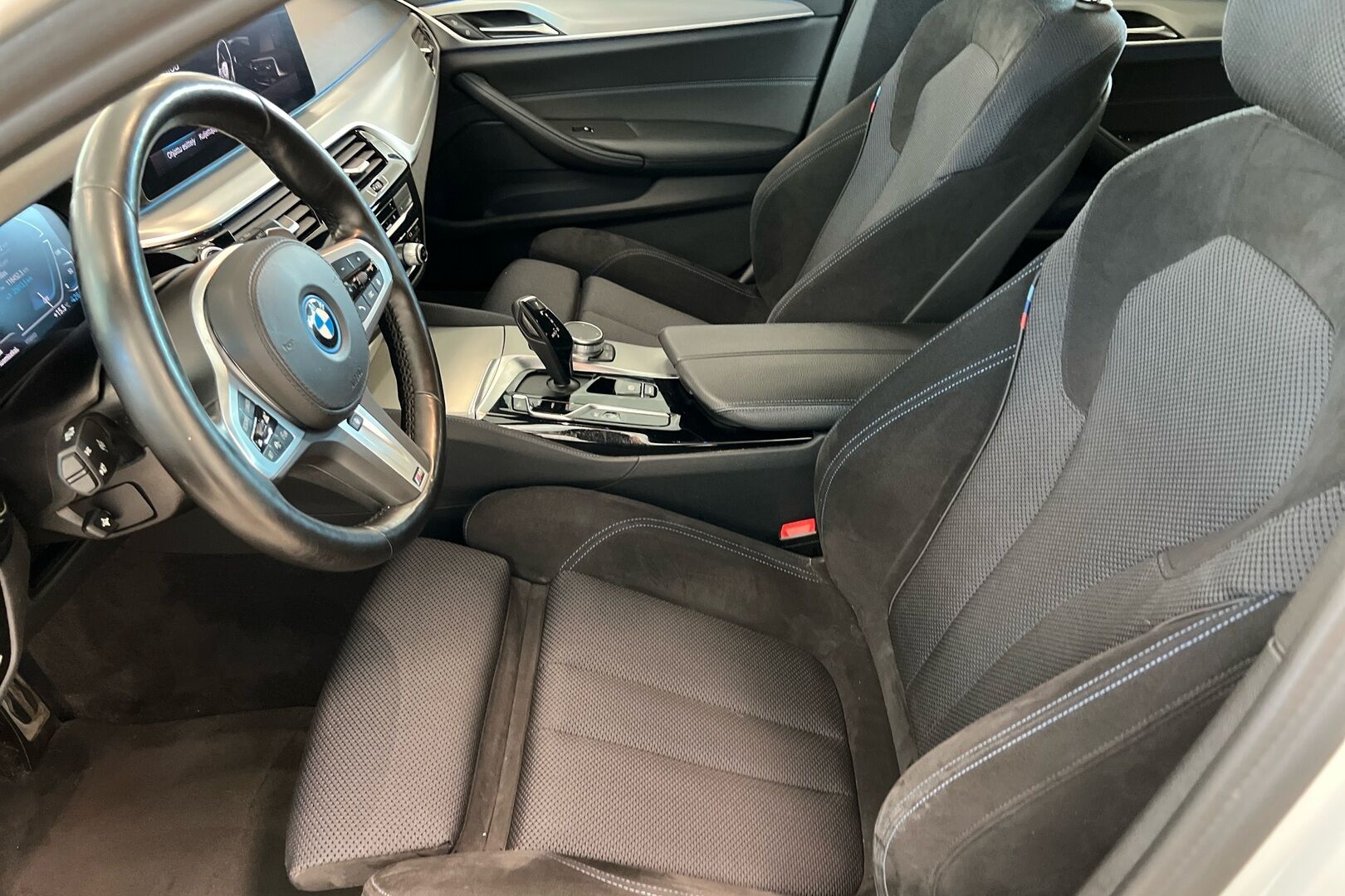 BMW 5-sarja iso kuva 7