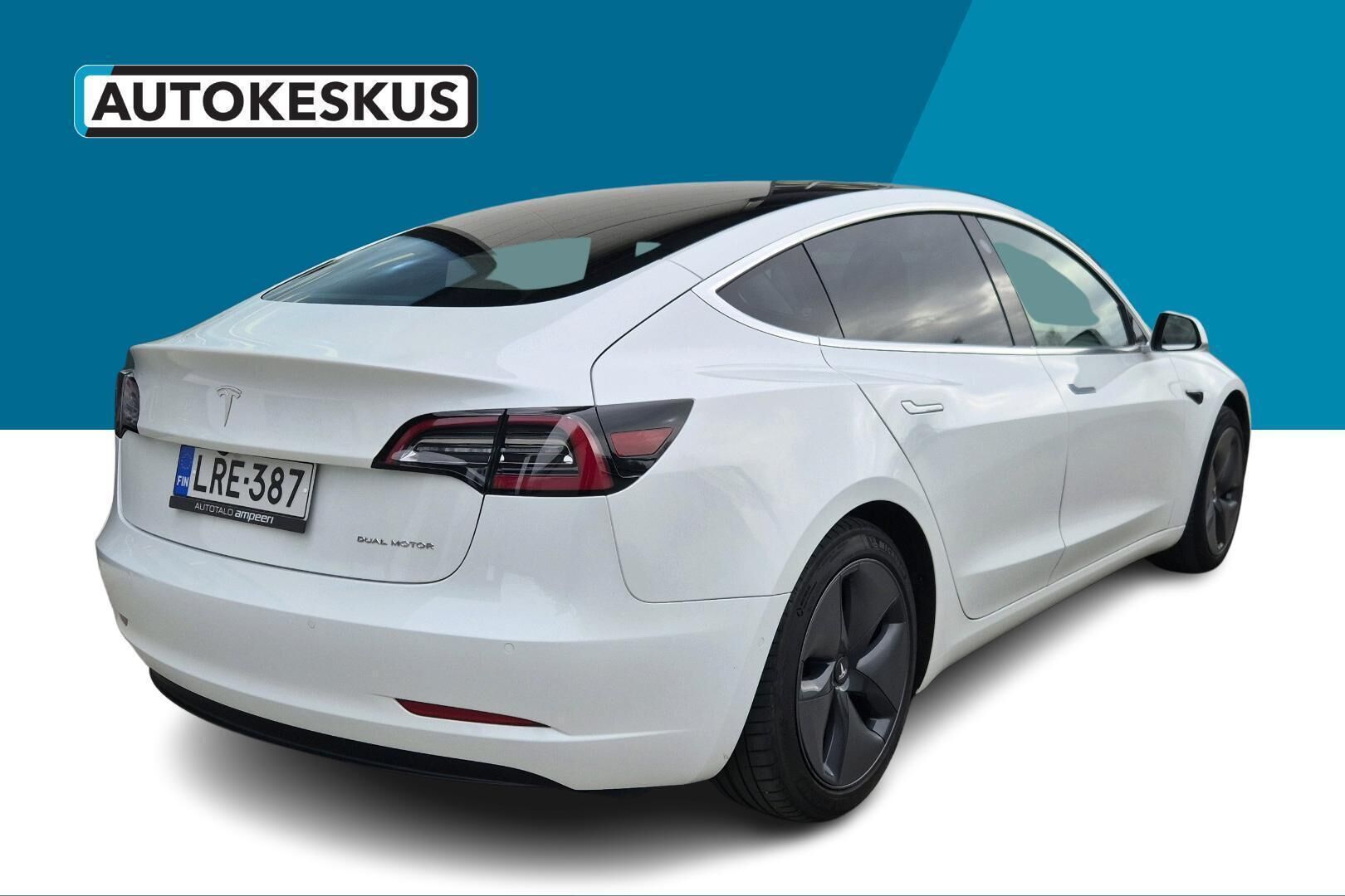 Tesla Model 3 iso kuva 3