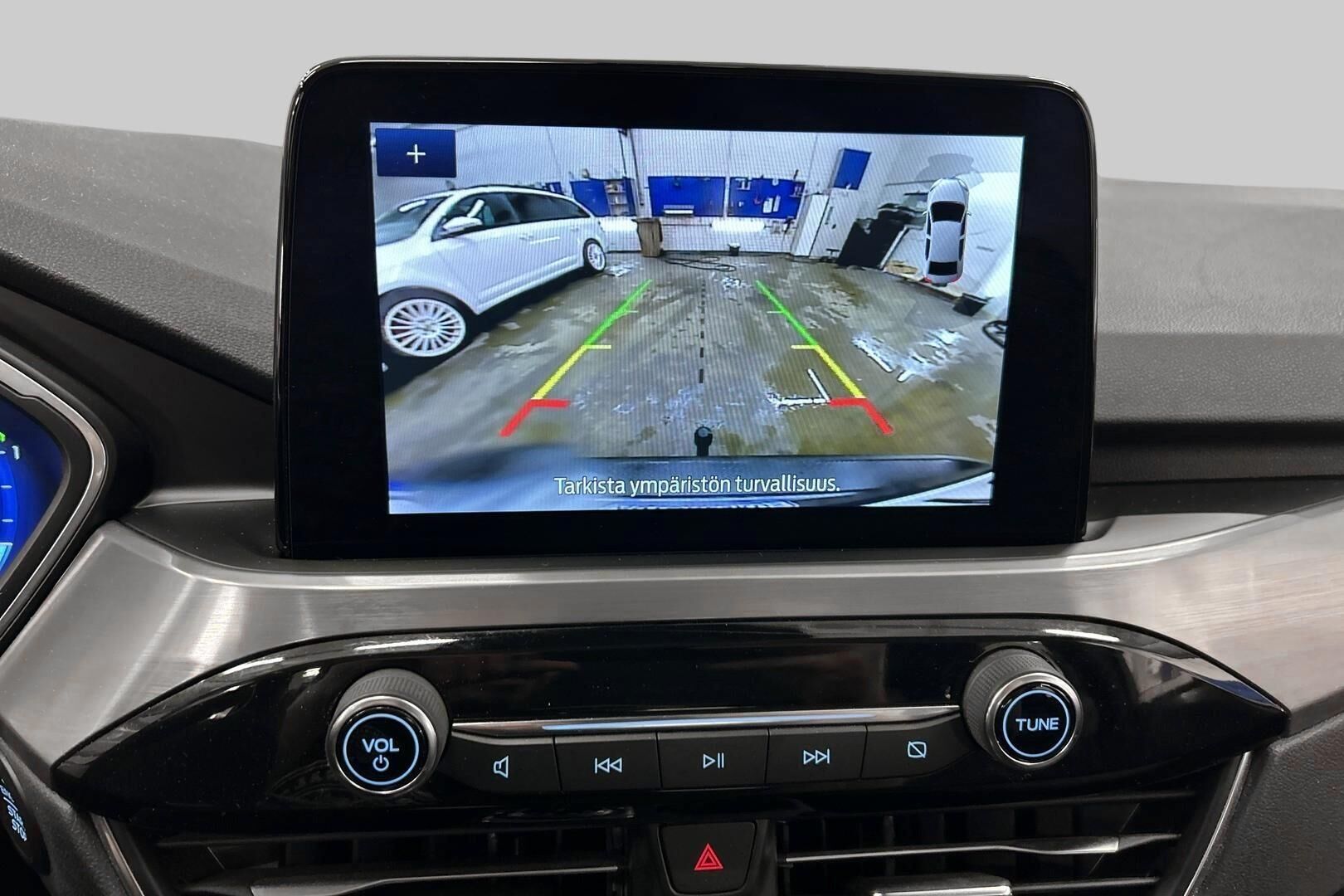 Ford Kuga iso kuva 18