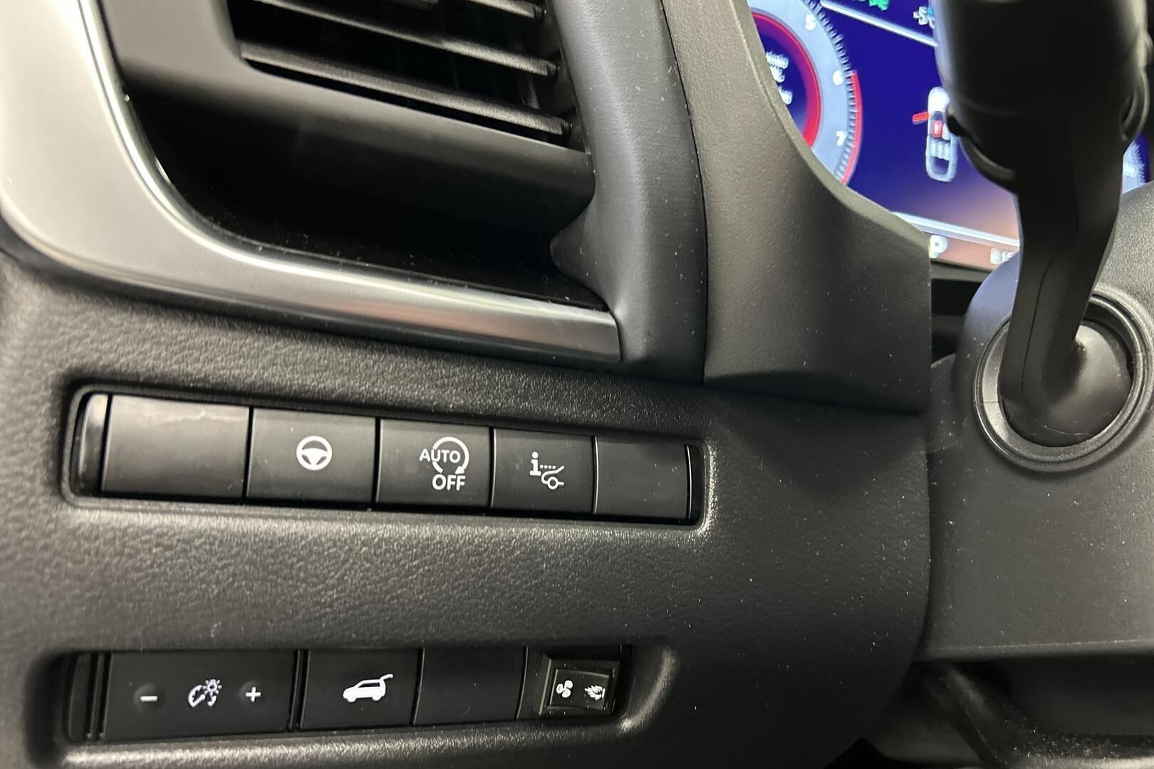 Nissan Qashqai iso kuva 23