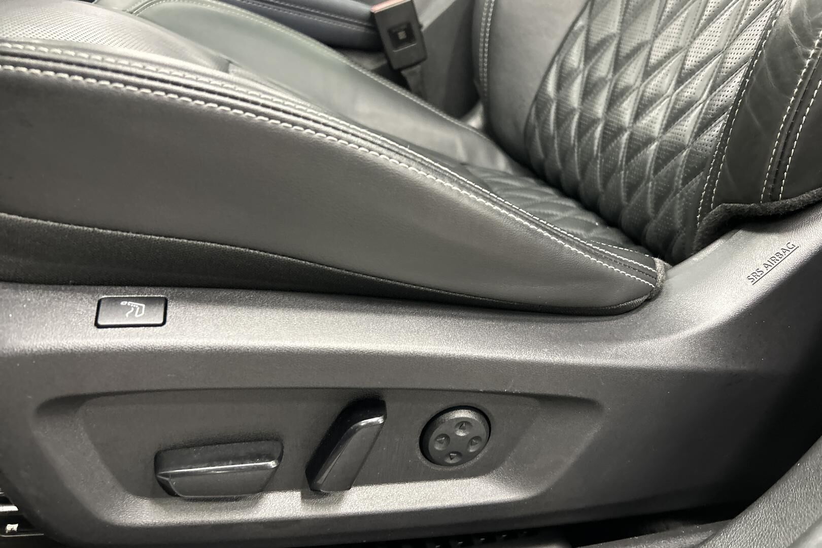 Nissan Qashqai iso kuva 24