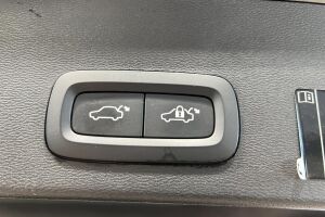 Volvo XC40 esikatselu 32