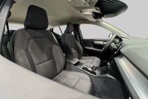 Volvo XC40 esikatselu 34