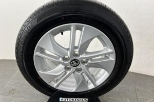Toyota Yaris esikatselu 13