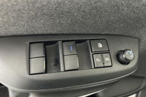 Toyota Yaris esikatselu 15