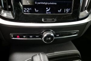 Volvo V60 esikatselu 15