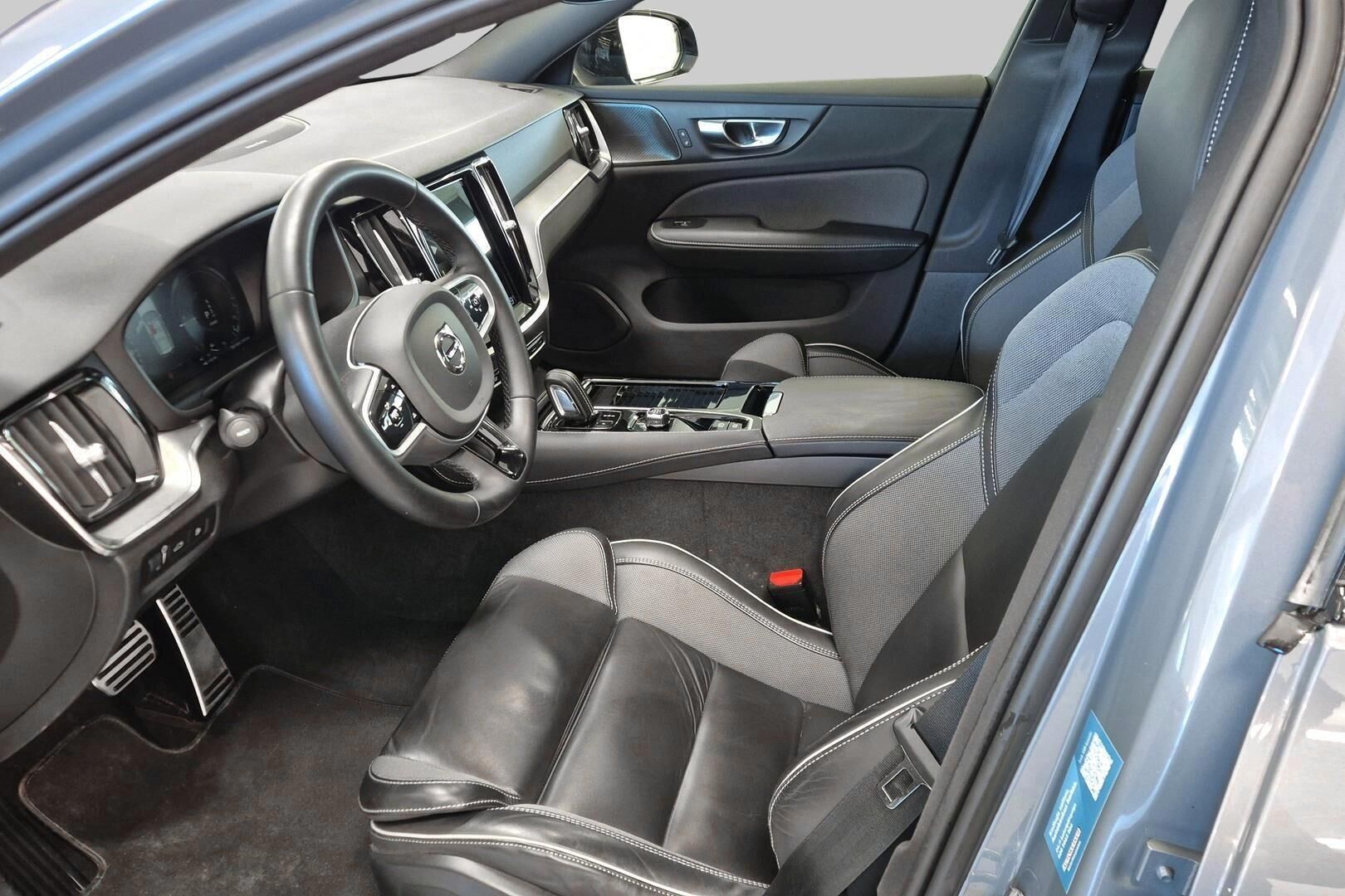 Volvo V60 iso kuva 9