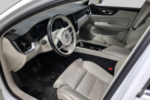 Volvo V60 esikatselu 2