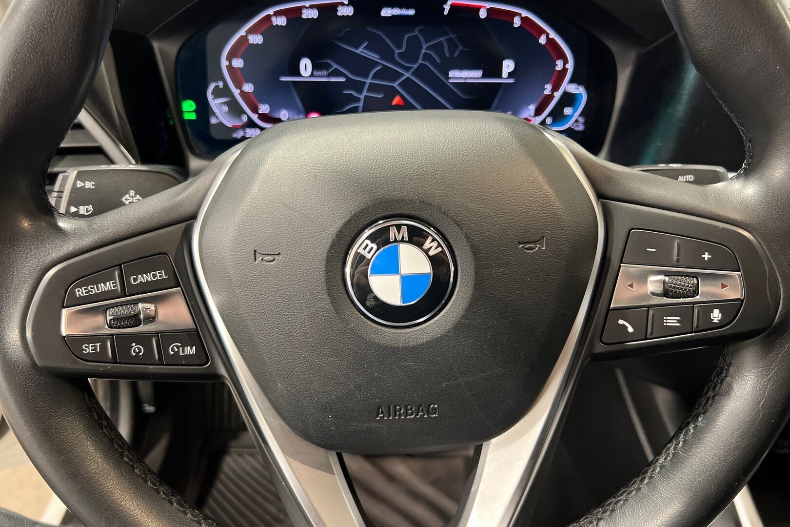 BMW 3-sarja iso kuva 12