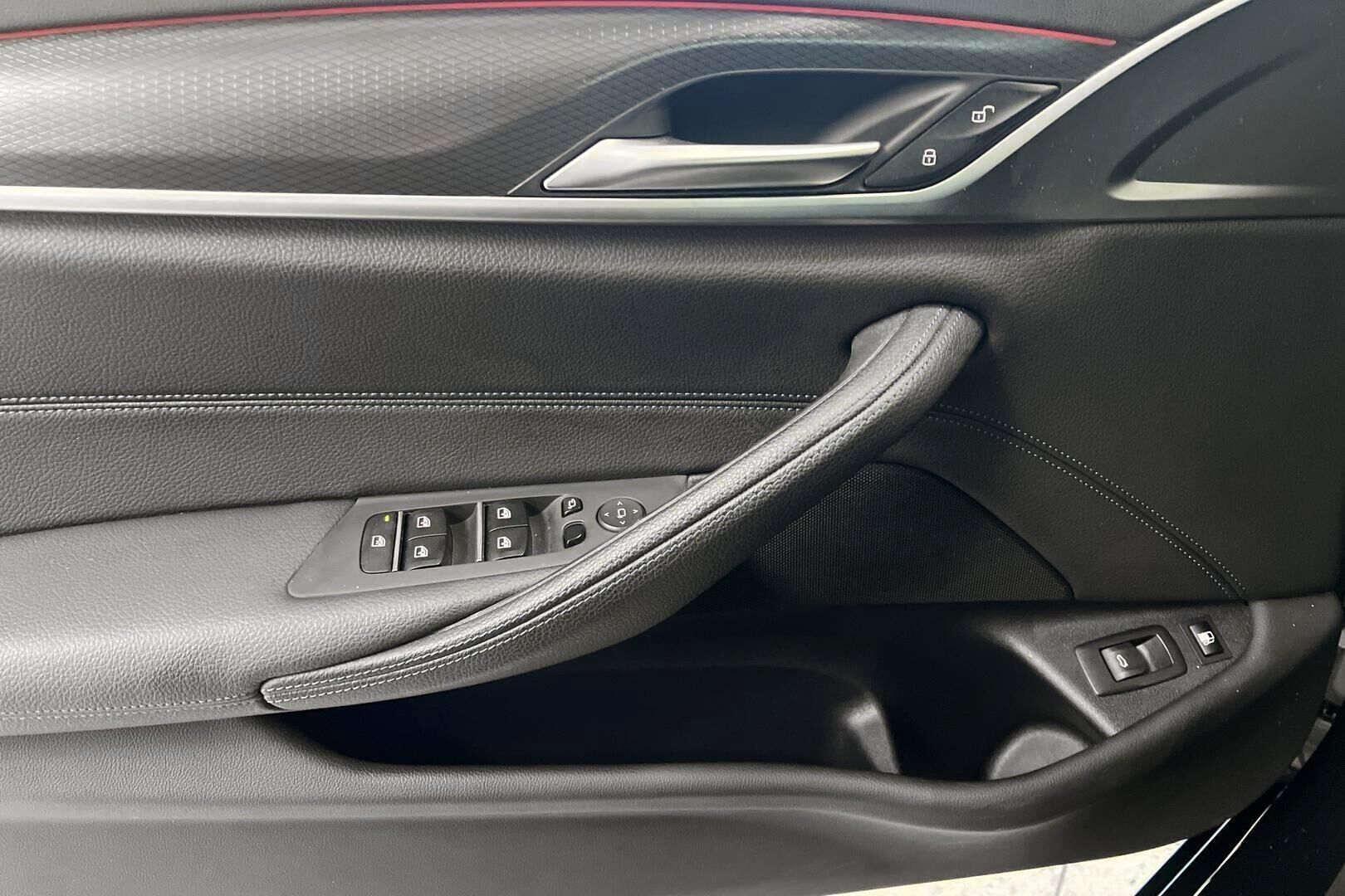 BMW 5-sarja iso kuva 20