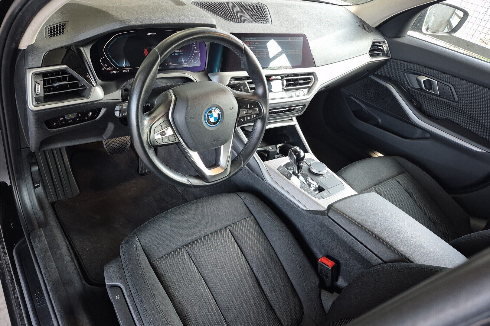 BMW 3-sarja iso kuva 1