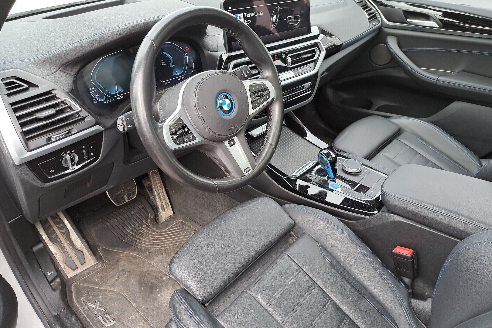 BMW iX3 iso kuva 1