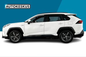 Toyota RAV4 Plug-in esikatselu 8