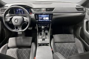 Skoda Superb esikatselu 11