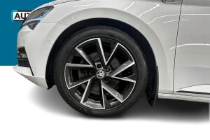 Skoda Superb esikatselu 13
