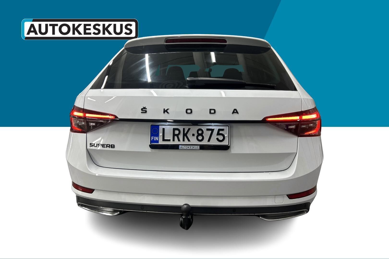 Skoda Superb iso kuva 6