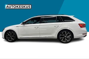 Skoda Superb esikatselu 8