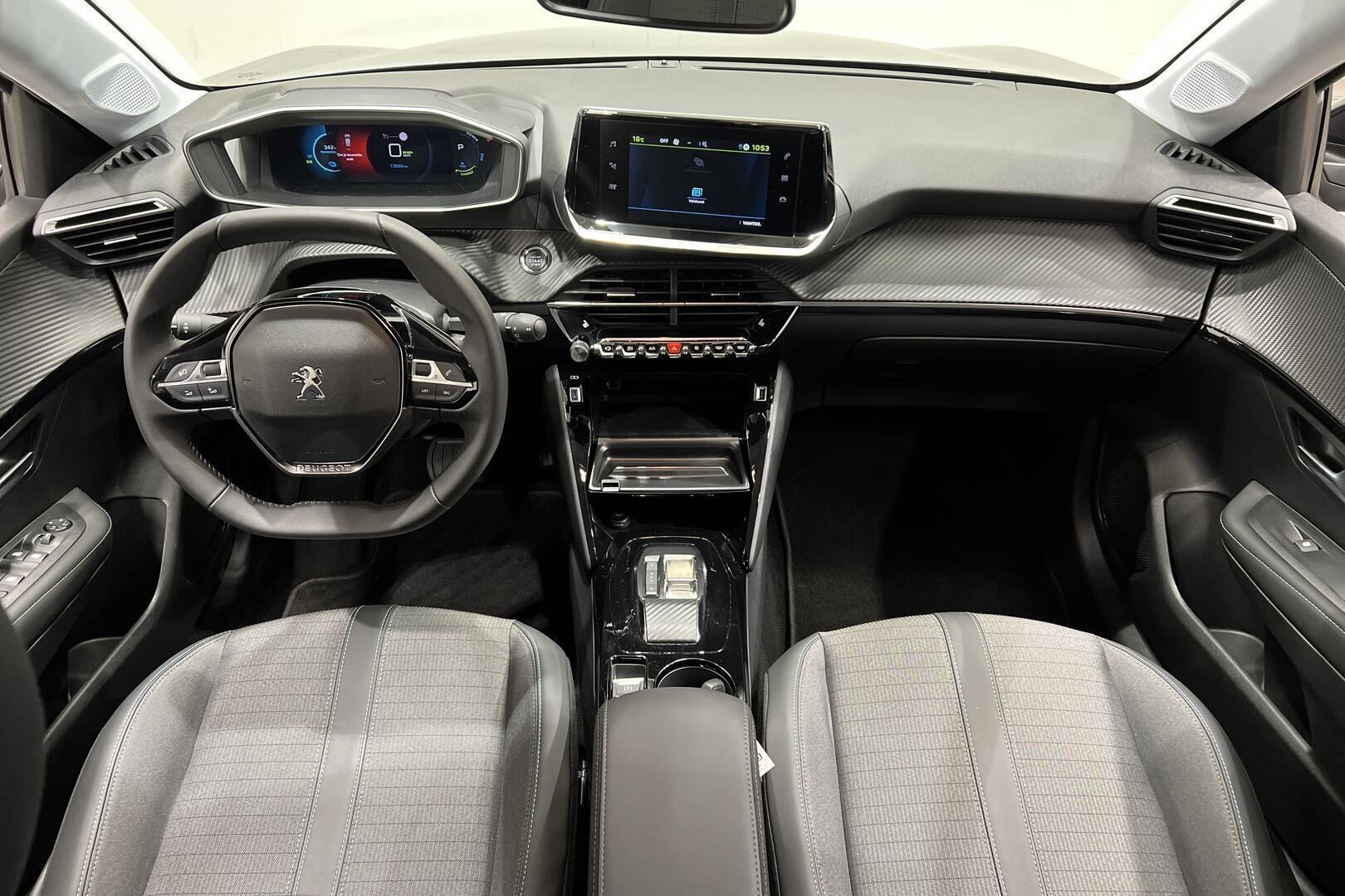 Peugeot e-208 iso kuva 10