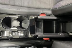 Peugeot e-208 esikatselu 21