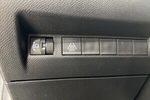 Peugeot e-208 esikatselu 24