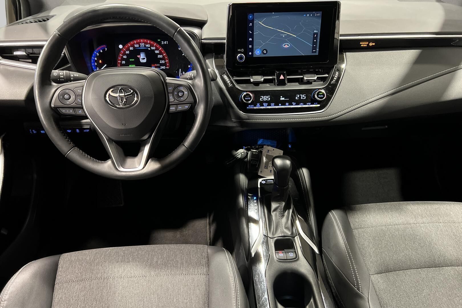 Toyota Corolla iso kuva 10