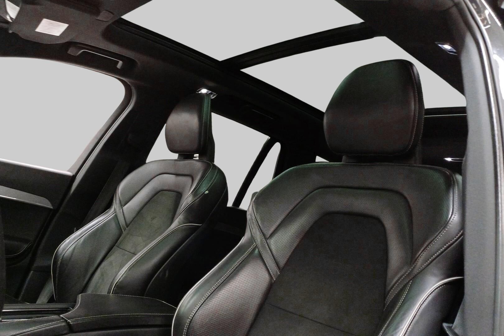 Volvo XC90 iso kuva 16