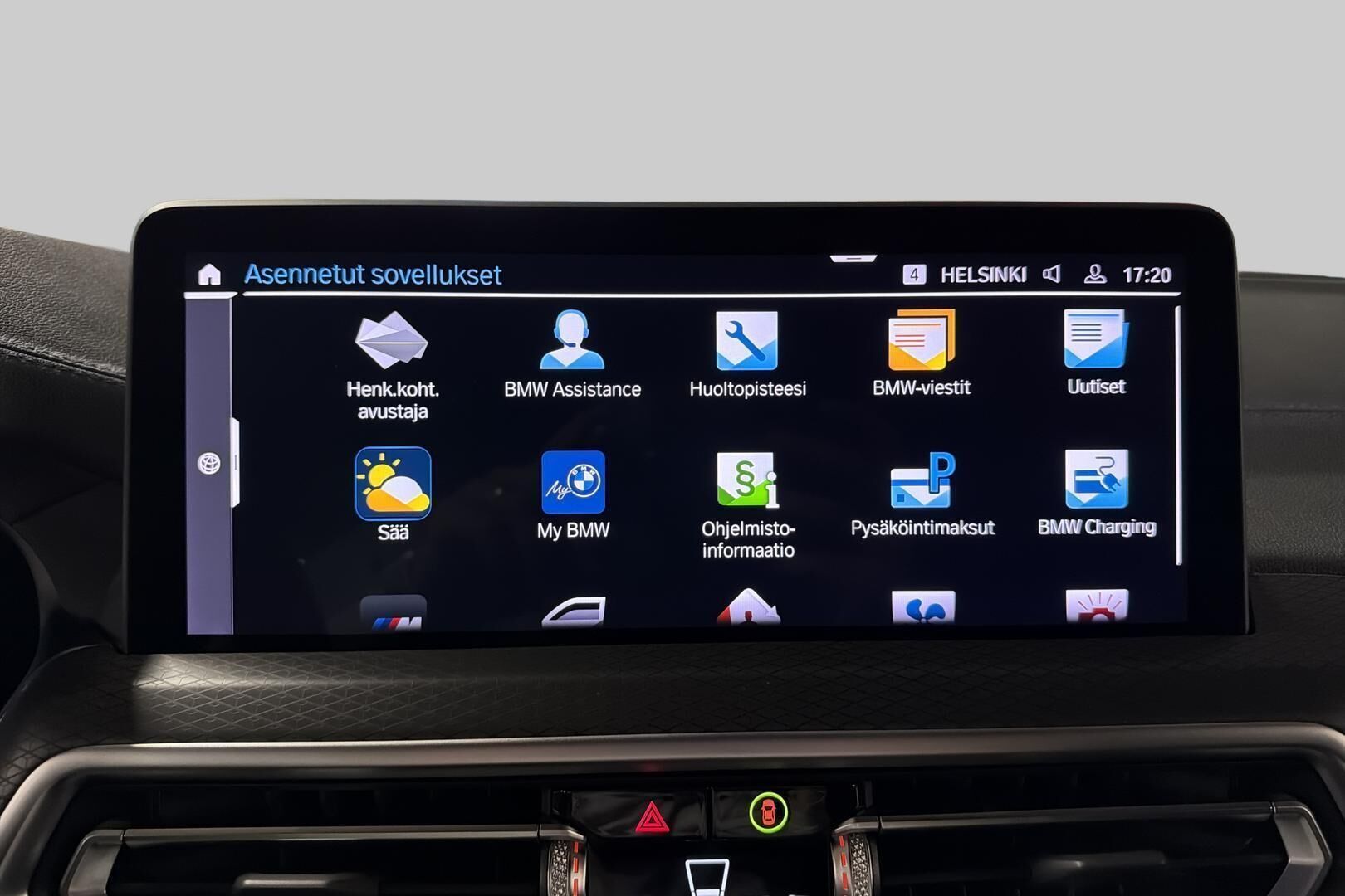 BMW X3 iso kuva 32