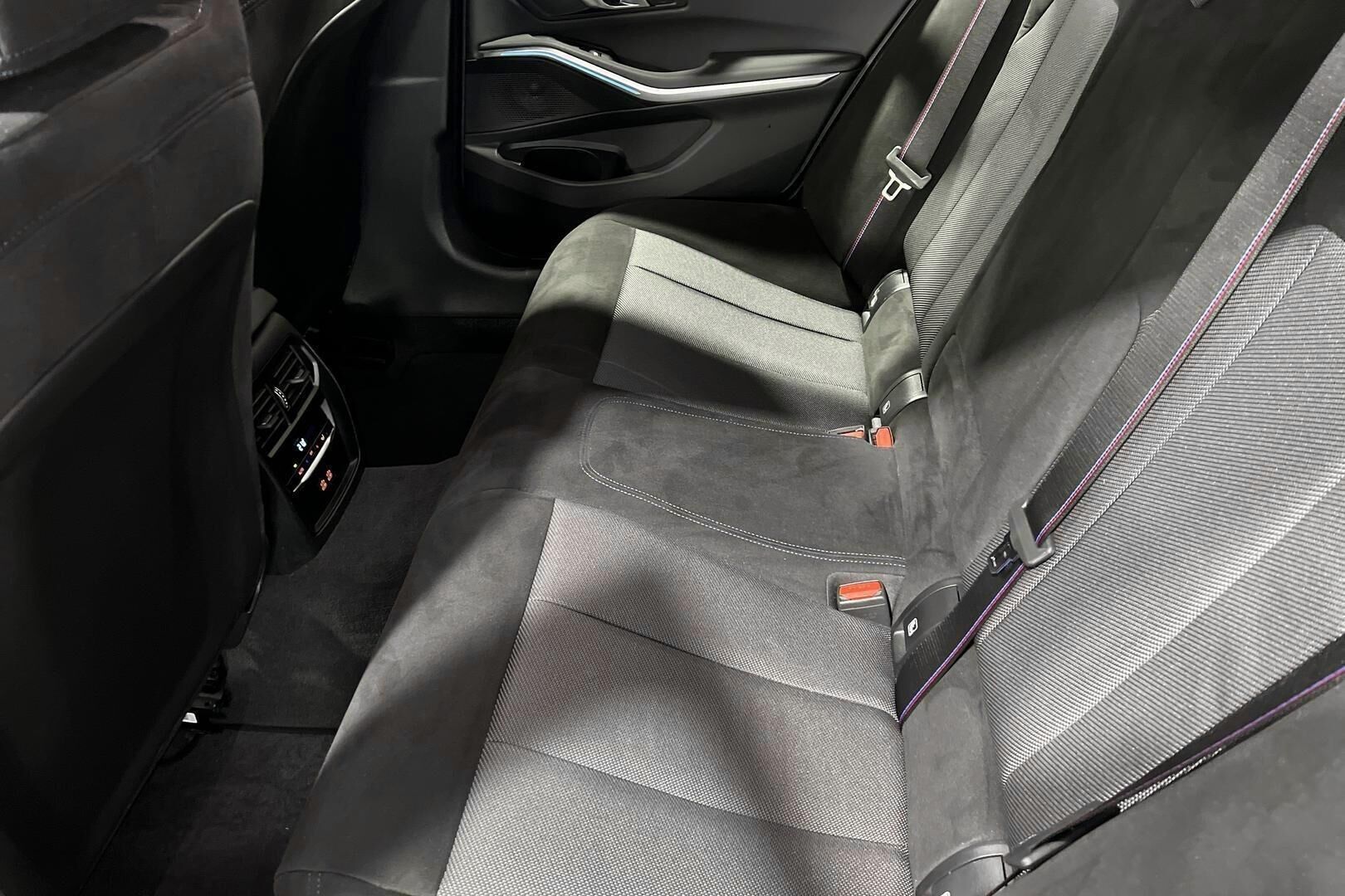 BMW 3-sarja iso kuva 9