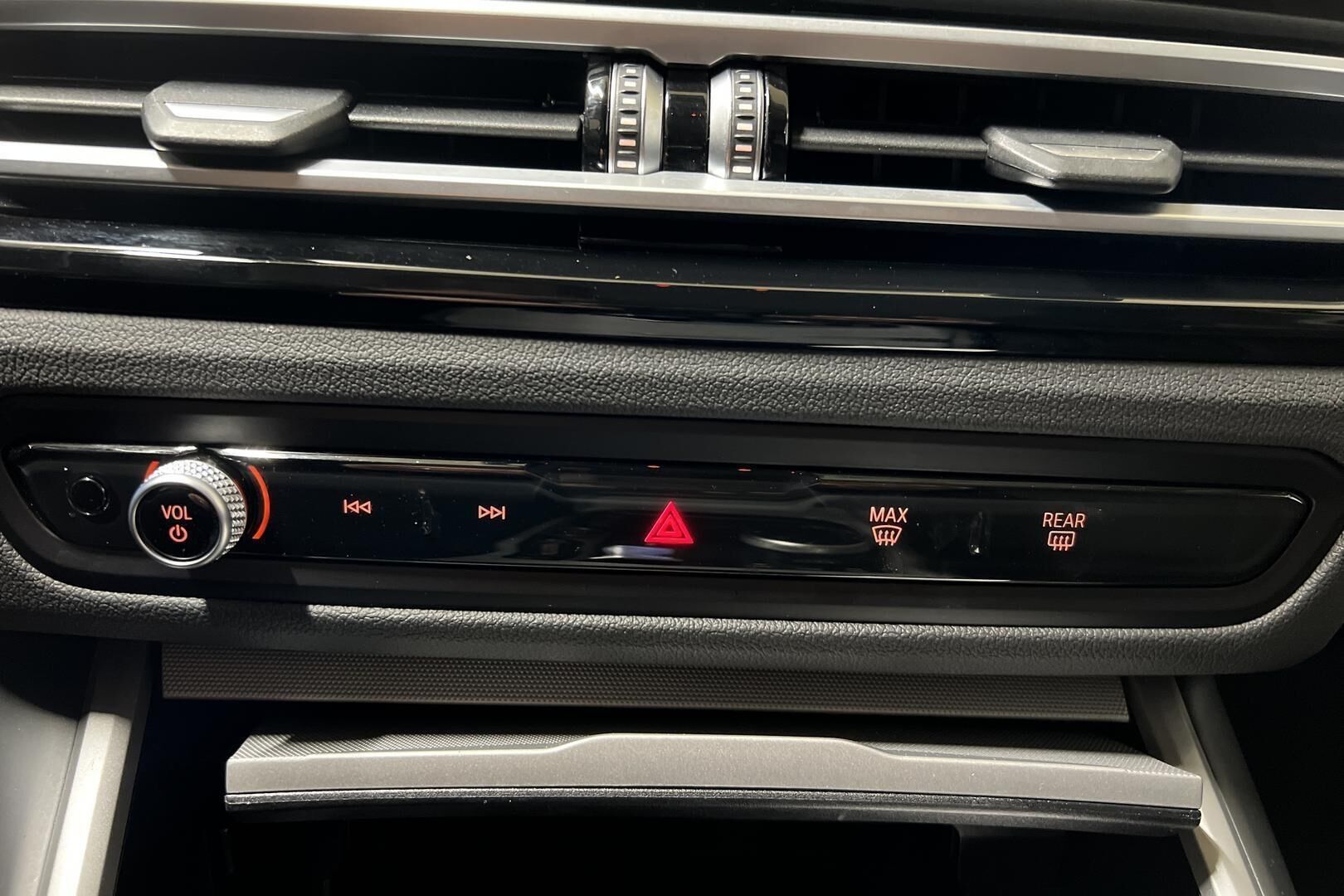 BMW 3-sarja iso kuva 15