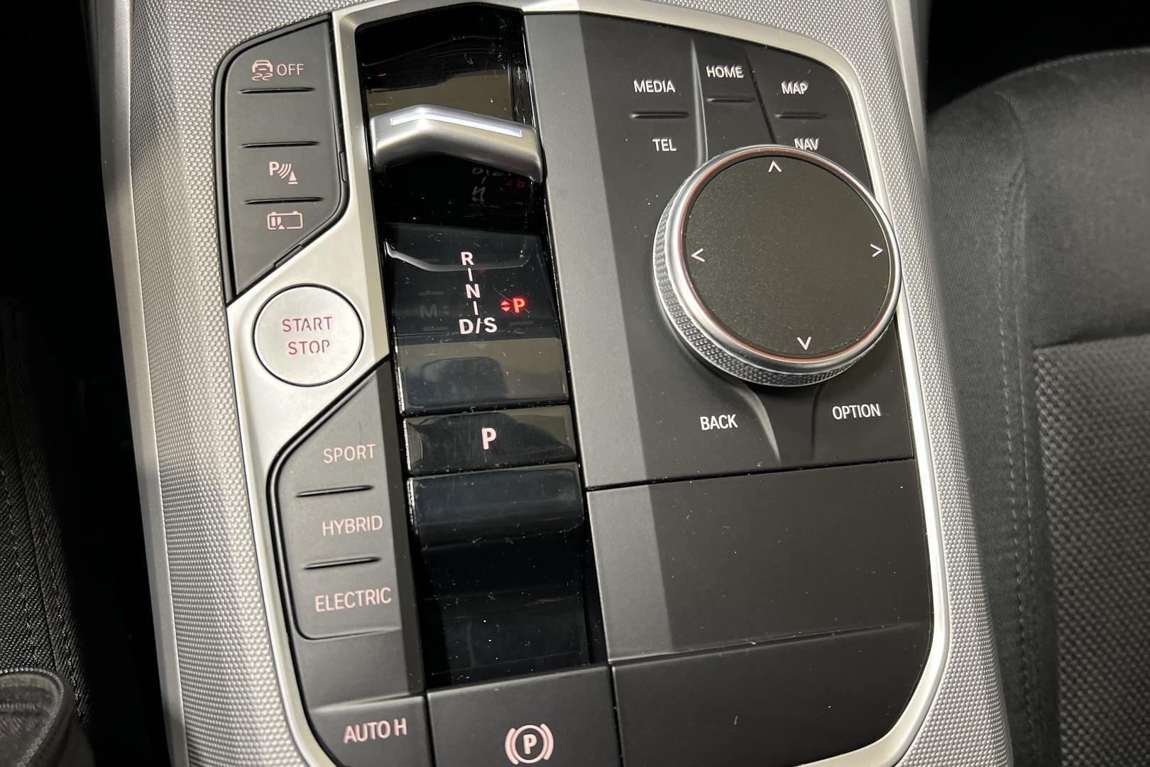 BMW 3-sarja iso kuva 16