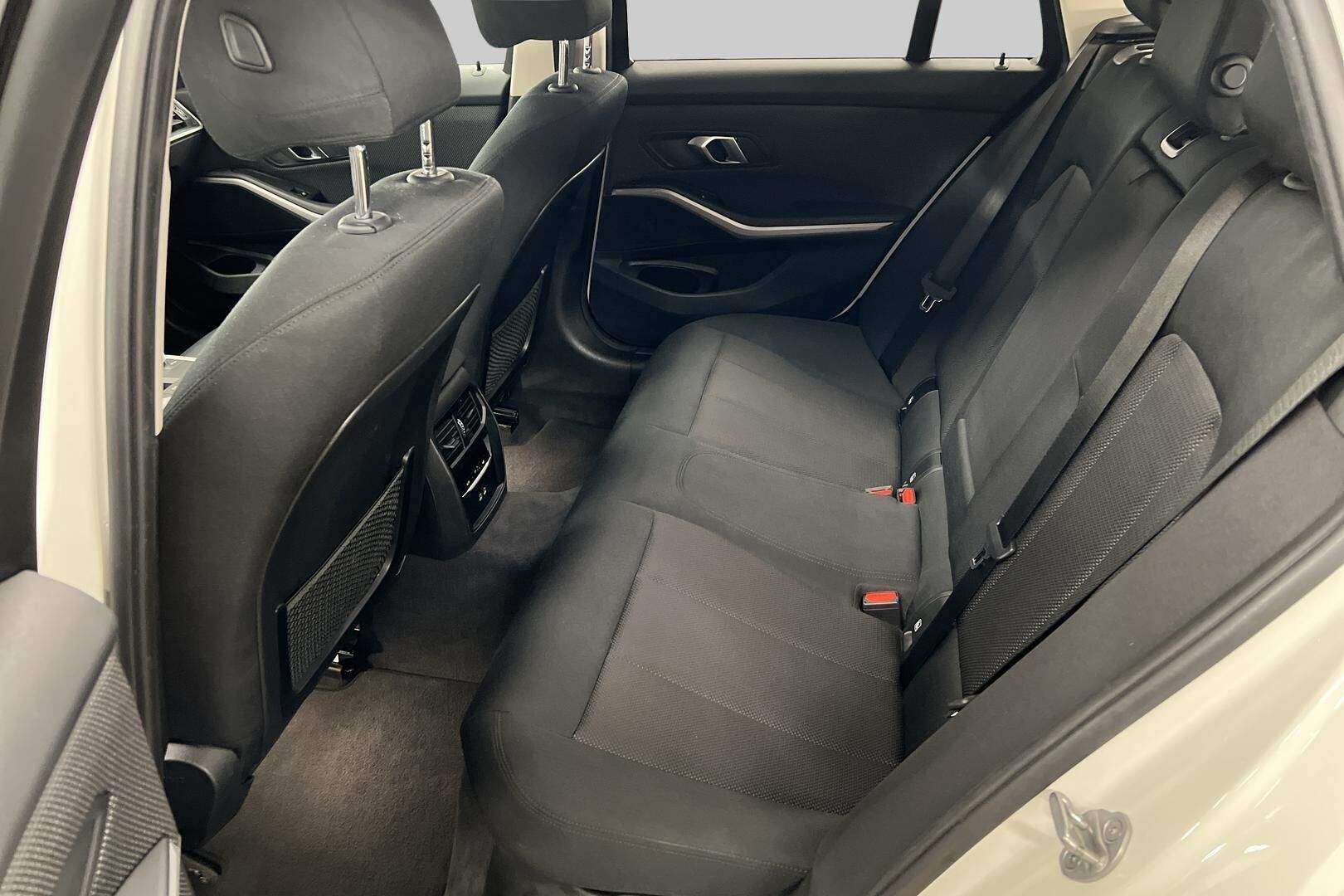 BMW 3-sarja iso kuva 9