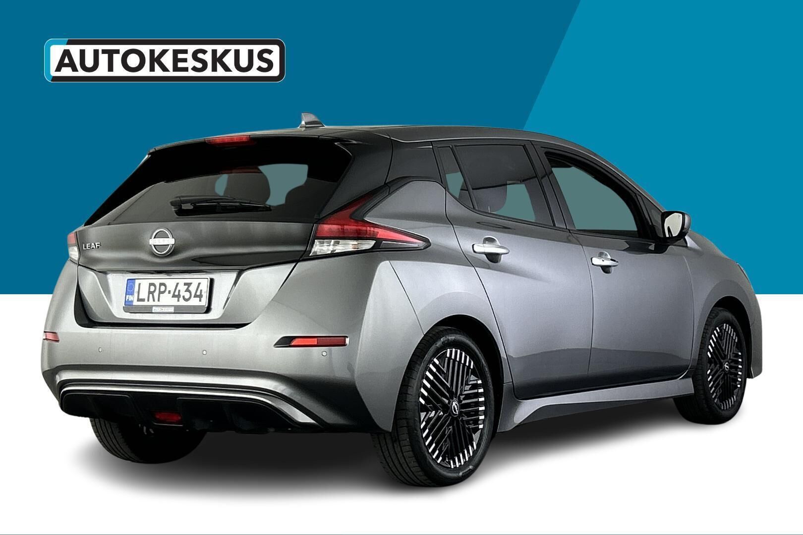 Nissan Leaf iso kuva 10