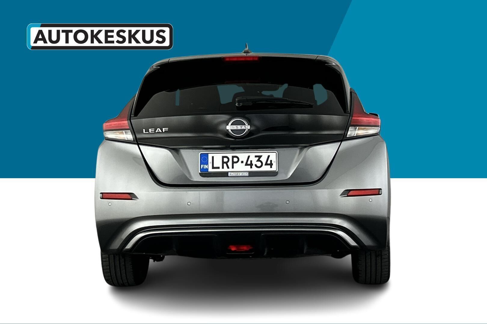 Nissan Leaf iso kuva 11