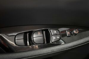 Nissan Leaf esikatselu 28
