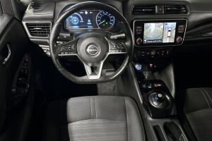 Nissan Leaf esikatselu 34