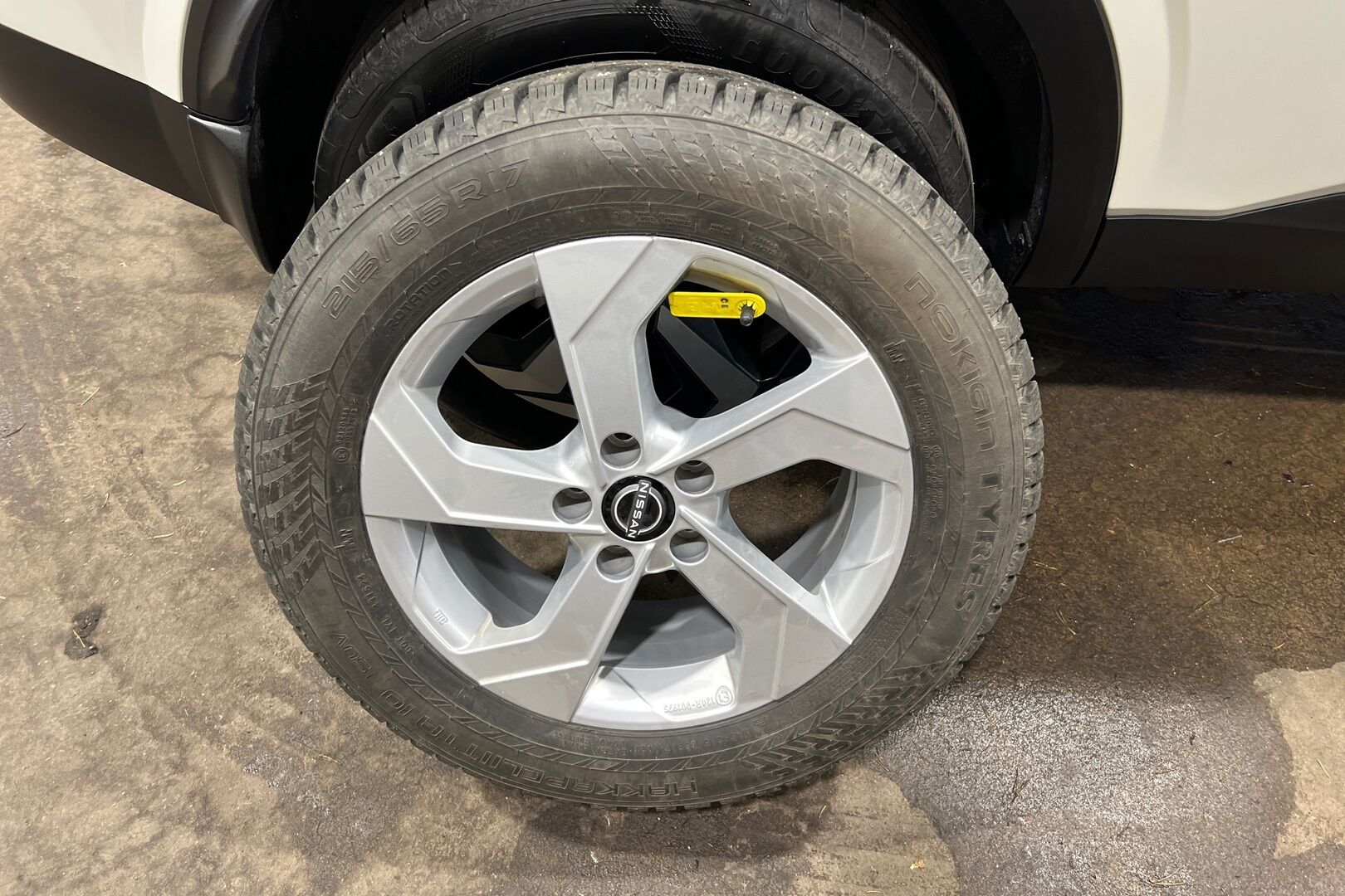 Nissan Qashqai iso kuva 17