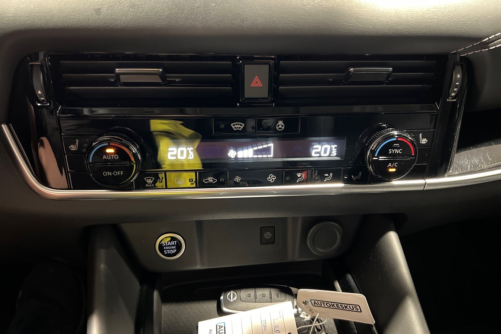 Nissan Qashqai iso kuva 20